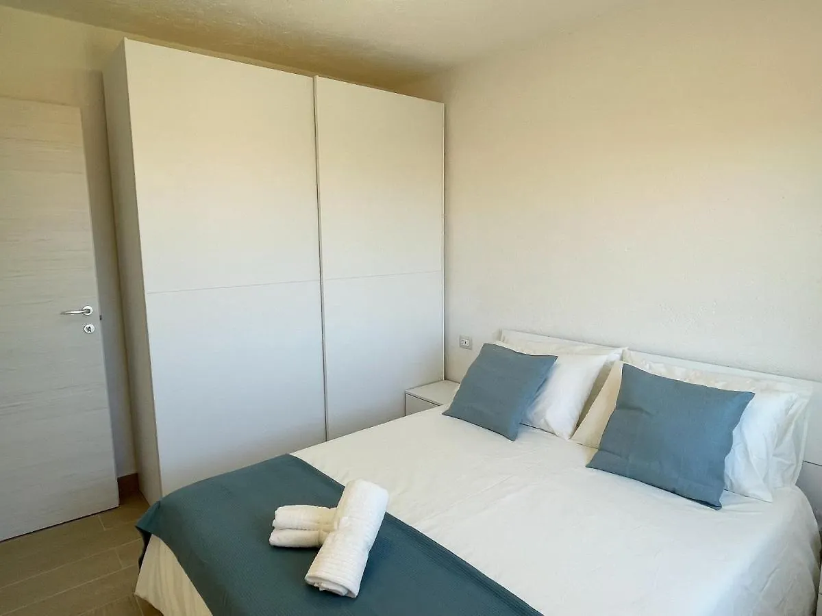 Casa Greg - Villaggio Baia De Bahas Гольфо-Аранчи Италия